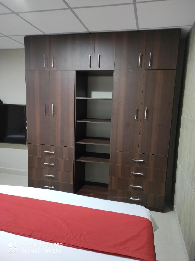 Royalinn Guayaquil Exteriör bild